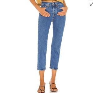 Levi’s Wedgie Straight Leg Jean in Jive Stonewash